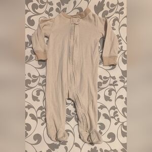 ✨5/$15✨Carter's Beige Striped Footed One Piece